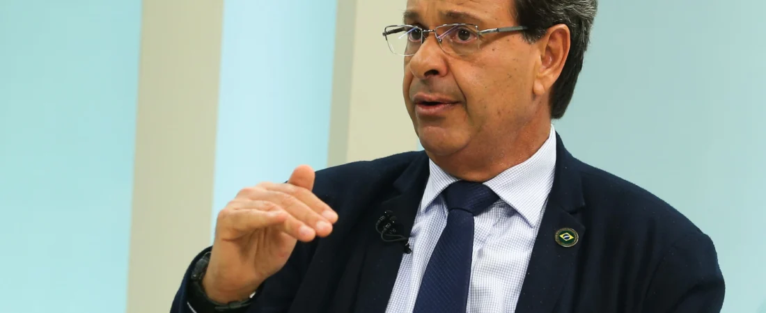 Megaapuração: Prisão de Gilson Machado, suposto plano de fuga de Mauro Cid e os bastidores da tentativa de passaporte português